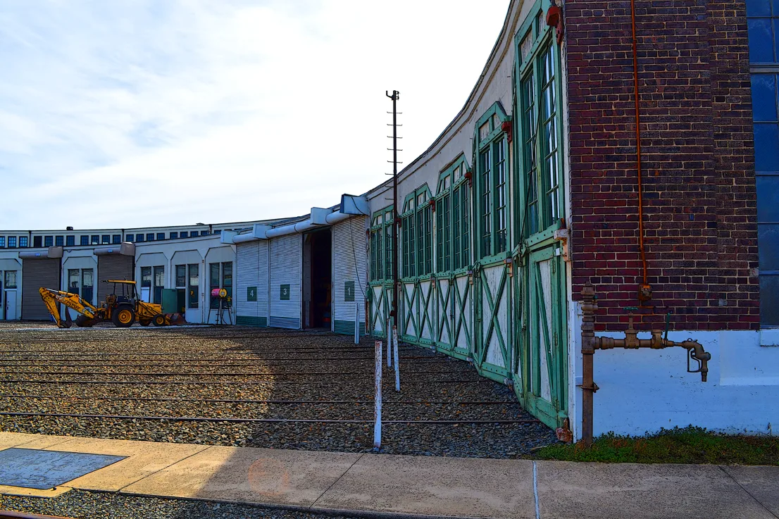 Roundhouse 6