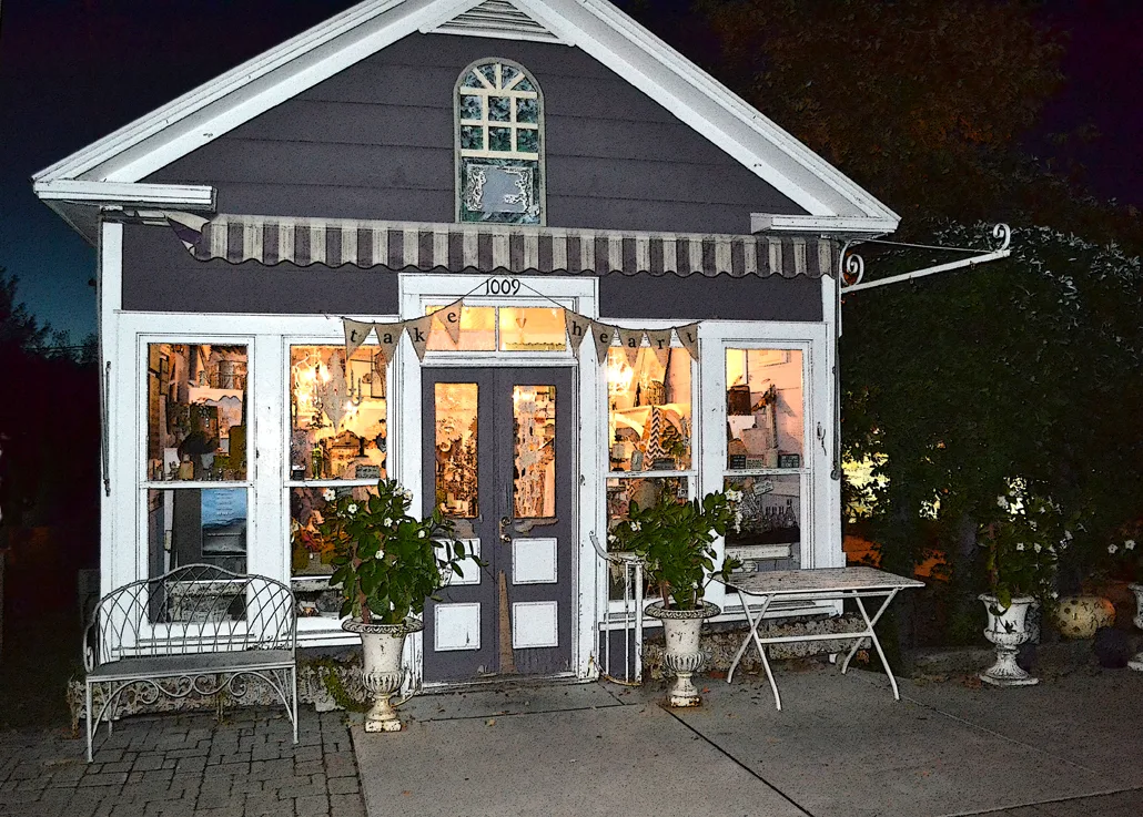 Storefront Br 2