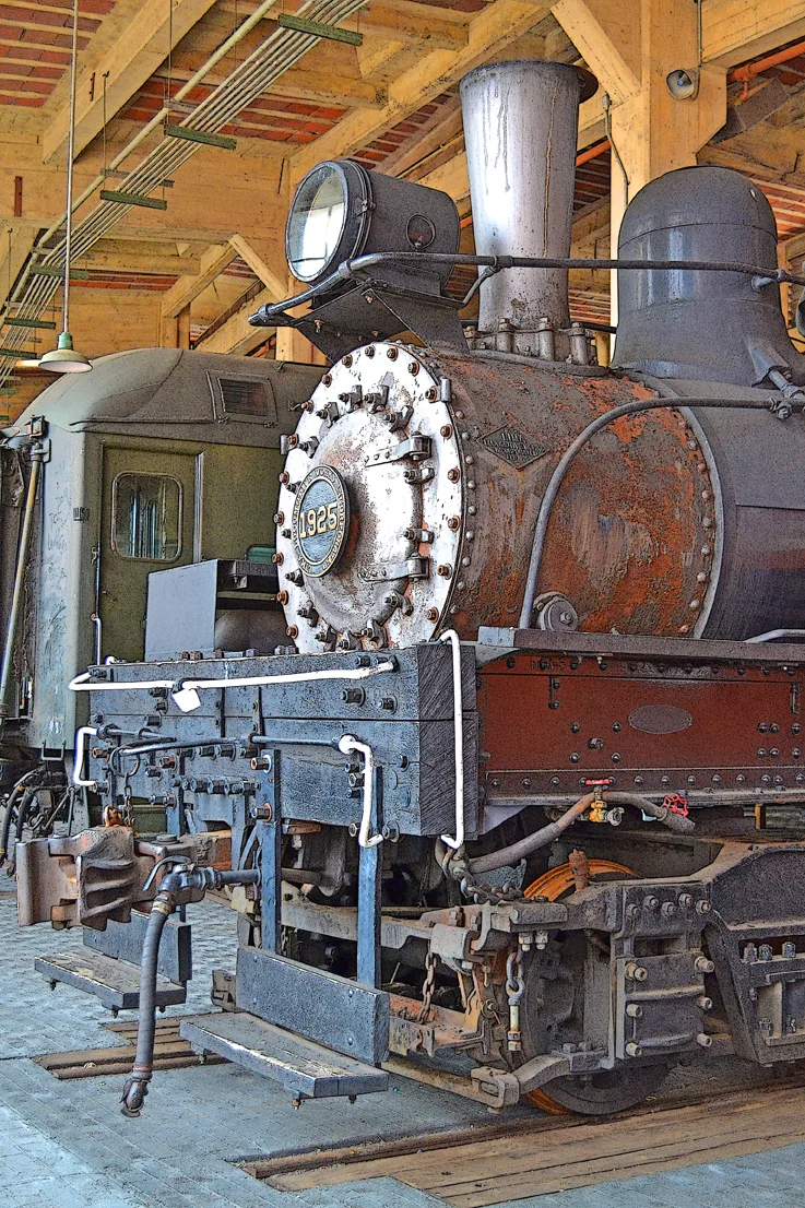 Train 28