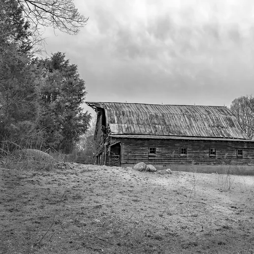 Whitefarmbarn 3 B&W